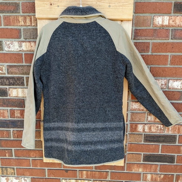 Patagonia reclaimed wool parka - Picture 6 of 6